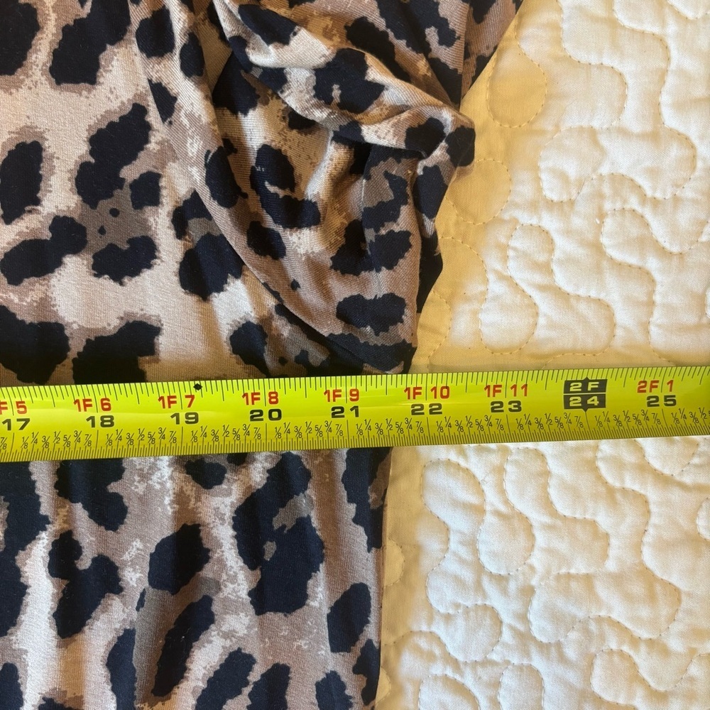 JM Collection Leopard Print Stretch Knit 3/4 Sleeve Tunic Top Size XL - Picture 10 of 11